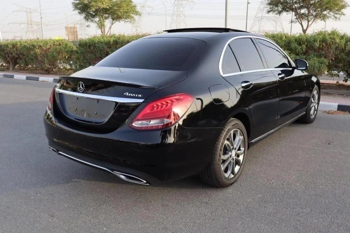Mercedes Benz C300-7-7