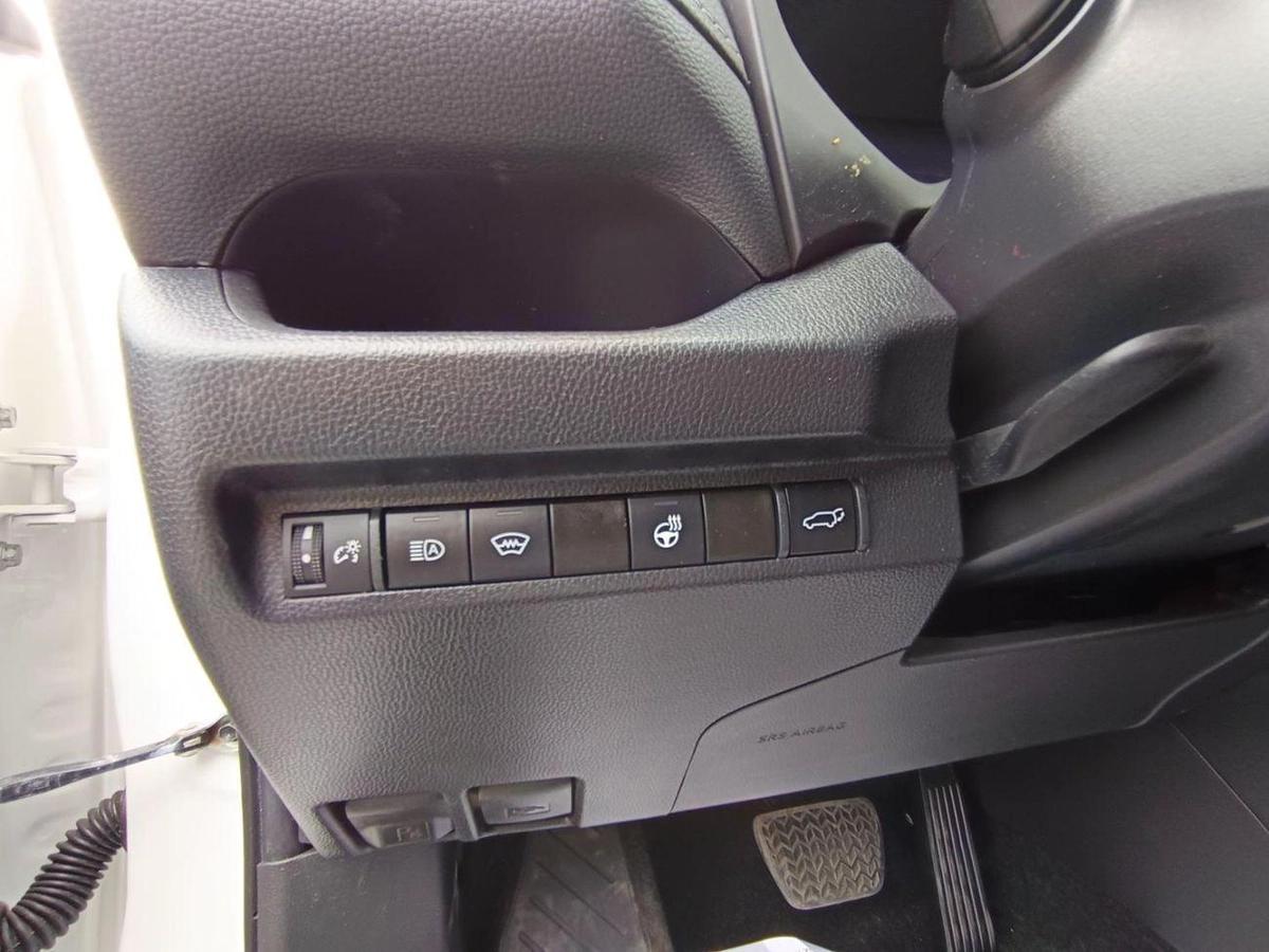 Toyota RAV4 XLE 4WD-9-9