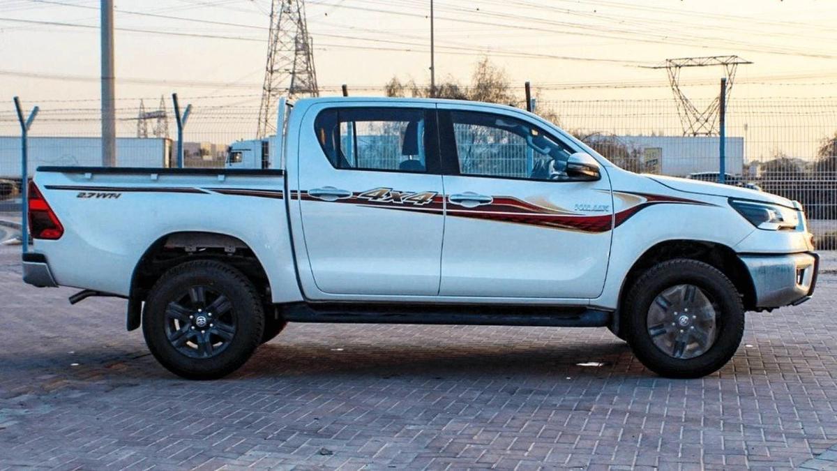 Toyota Hilux HILUX GLX 2.7L MT PETROL 2024-3-3