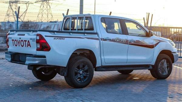 Toyota Hilux HILUX GLX 2.7L MT PETROL 2024