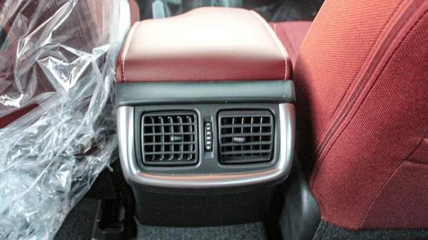 Toyota Hilux HILUX GLX 2.7L MT PETROL 2024