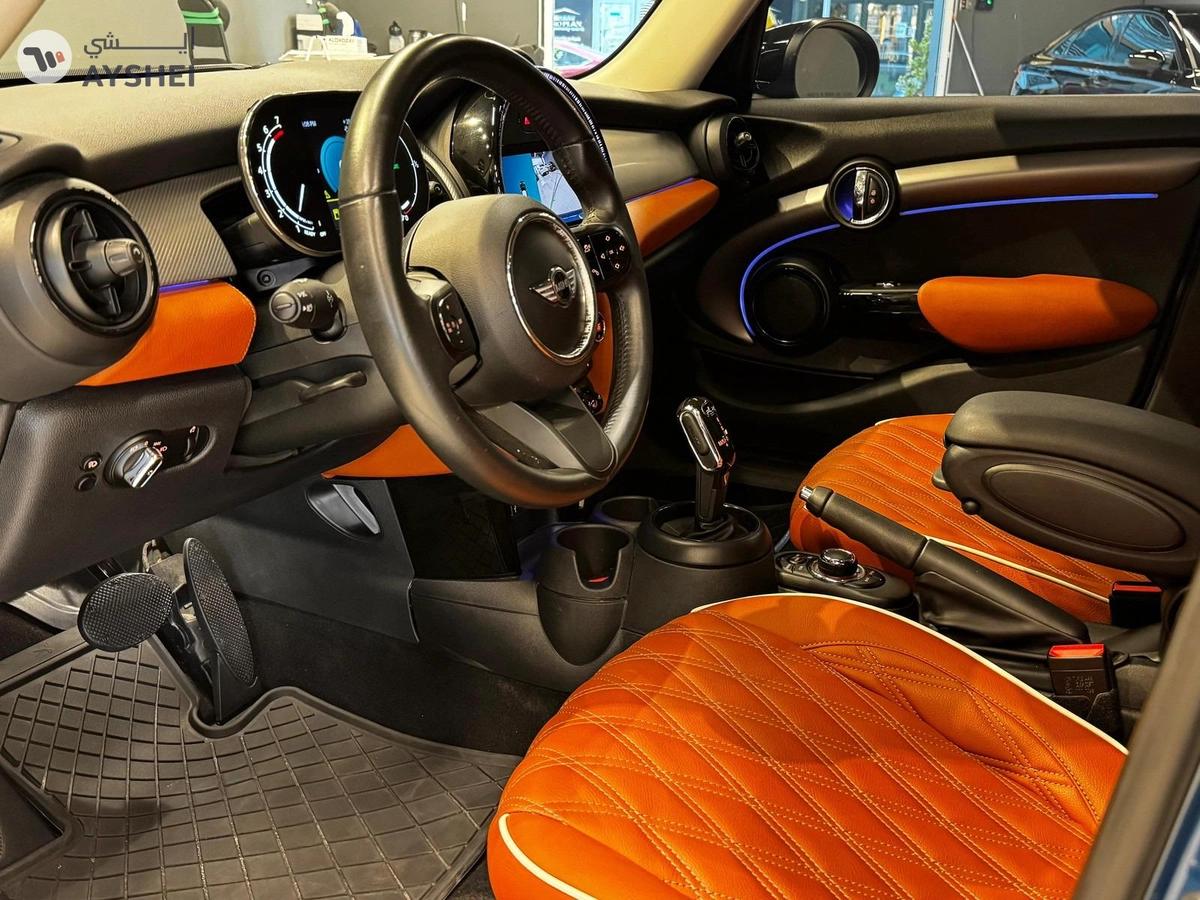 MINI Hatch Cooper 2023-7-7