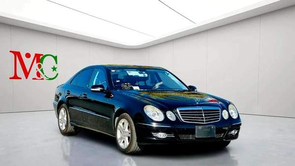 MERCEDES BENZ E350 - 2007 - CLEAN CAR FRESH JAPAN IMPORT