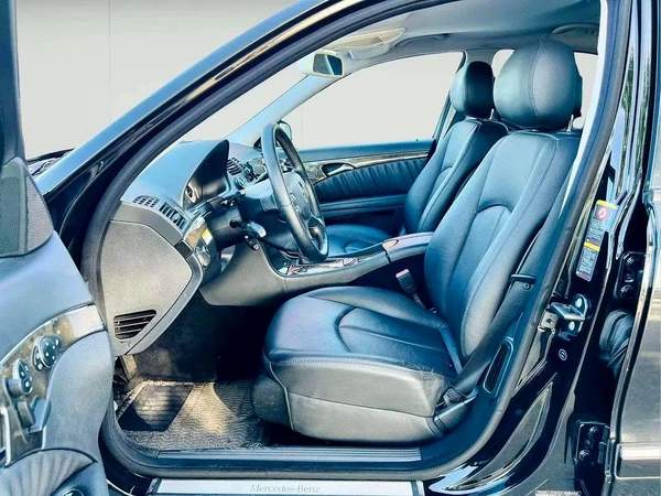 MERCEDES BENZ E350 - 2007 - CLEAN CAR FRESH JAPAN IMPORT
