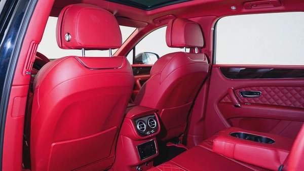 Special Offer | AED 7,701 PM | Factory Carbon Fibre Sport Package | Bentayga W12 Carbon