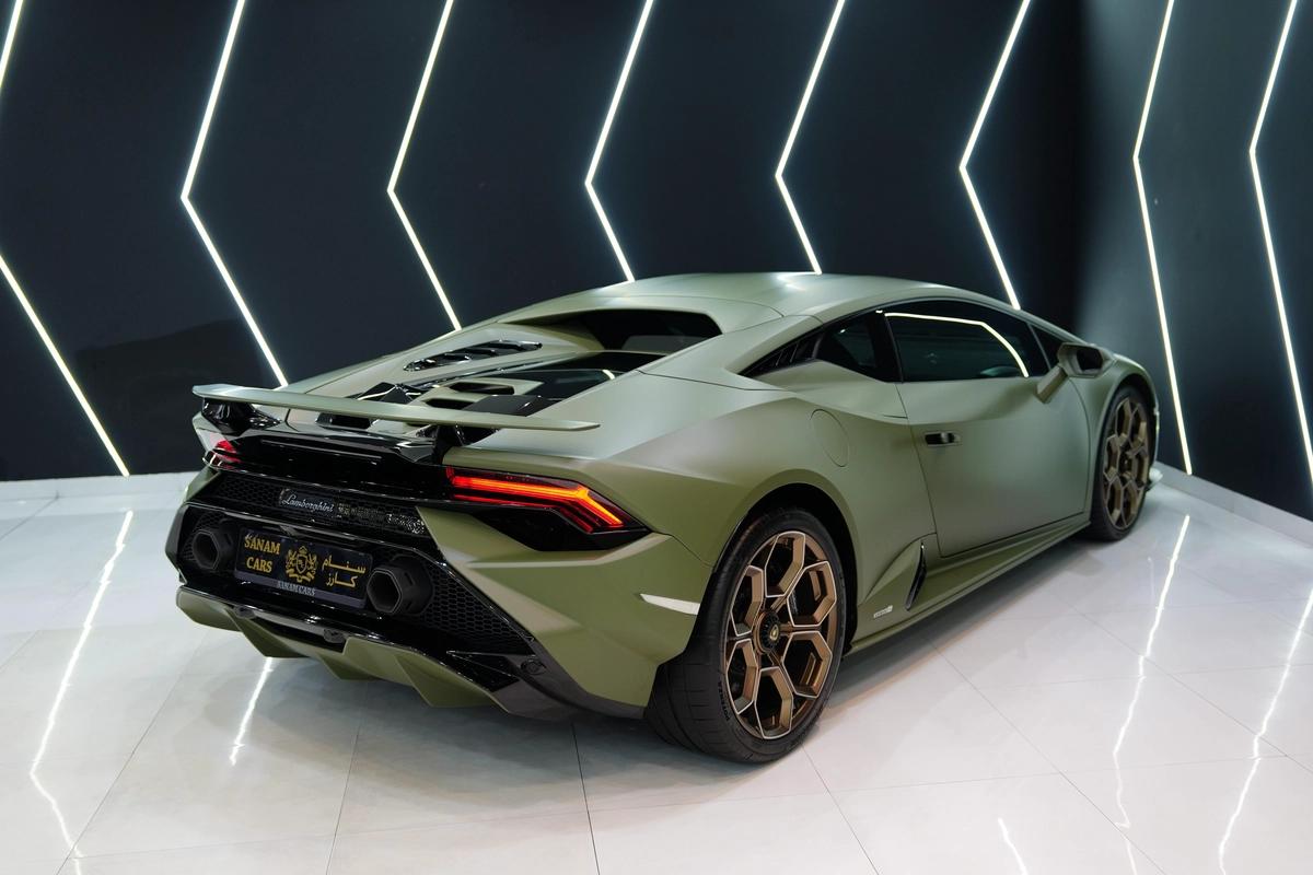 Lamborghini Huracan Tecnica LP640-2 60th Anniversary 2023-13-13