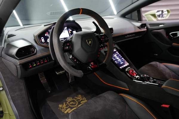 Lamborghini Huracan Tecnica LP640-2 60th Anniversary 2023