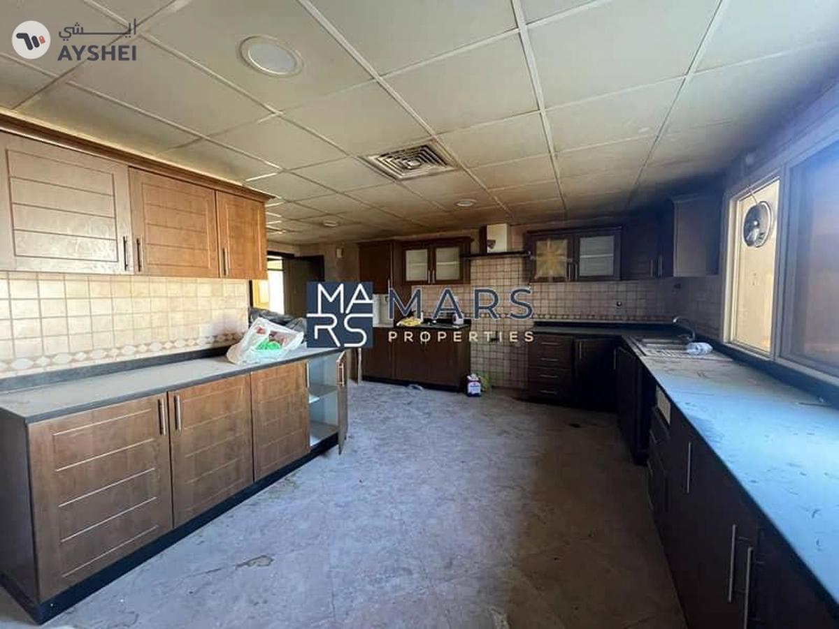 Luxury| Spacious| 5 Bedroom Villa| With Maid Room| Best Price| Closer to Emirates Road-10-10