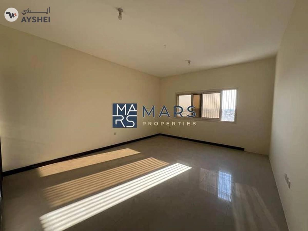 Luxury| Spacious| 5 Bedroom Villa| With Maid Room| Best Price| Closer to Emirates Road-14-14