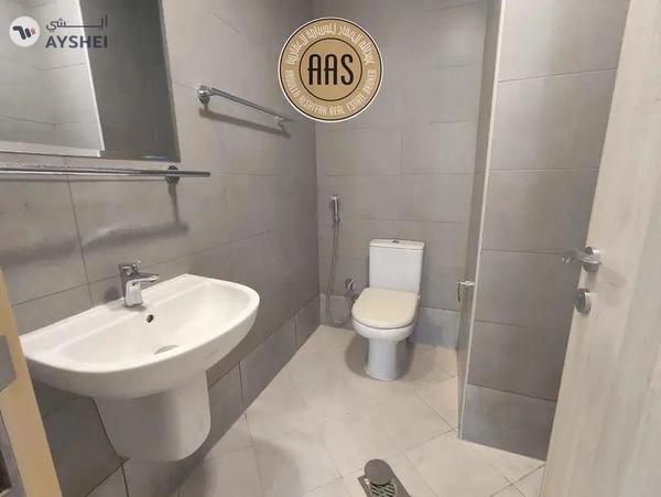 Close to metro stadium 2Bhk with All ementies Available in 78k