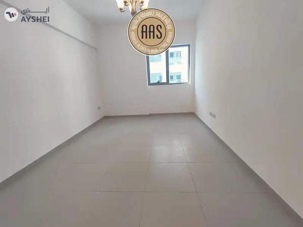 Close to metro stadium 2Bhk with All ementies Available in 78k