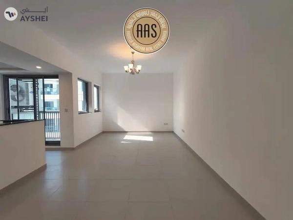 Close to metro stadium 2Bhk with All ementies Available in 78k