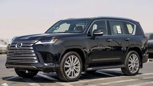 Lexus LX 600 VIP 3.5P AT MY2023 – BLACK