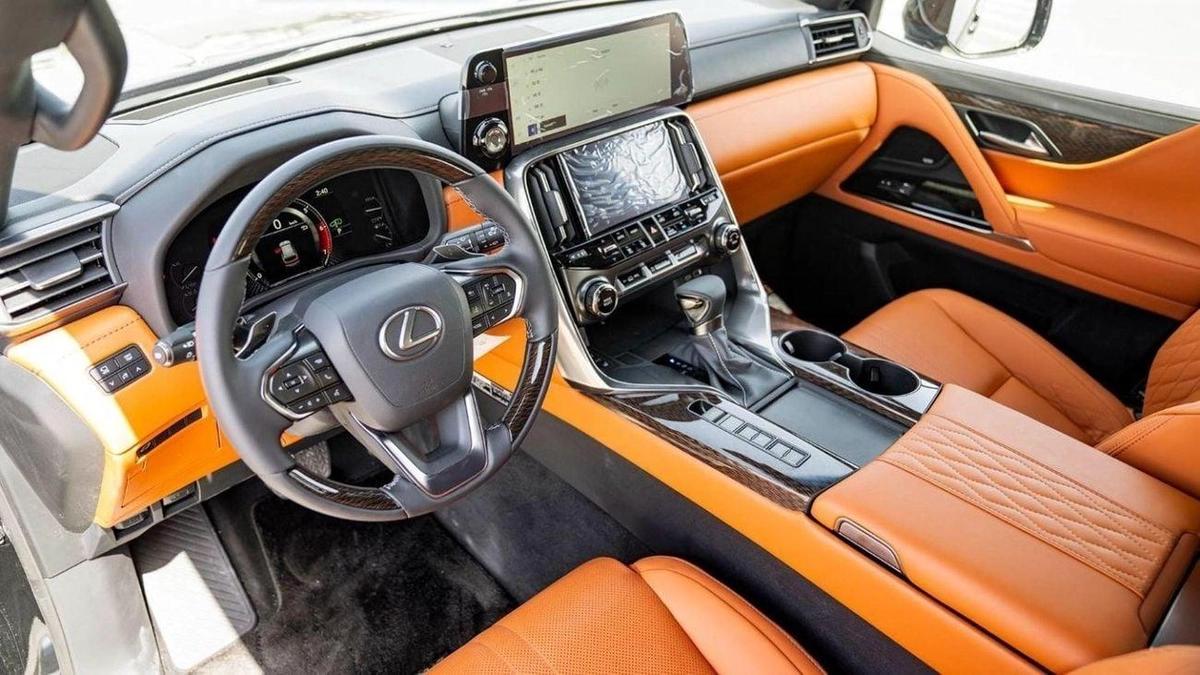 Lexus LX 600 VIP 3.5P AT MY2023 – BLACK-9-9