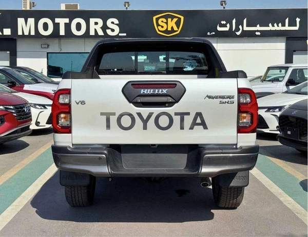 Toyota Hilux ADVENTURE | 4.0L V6 PETROL | 360* CAMERA | PUSH START | REAR A/C | OMAN SPECS