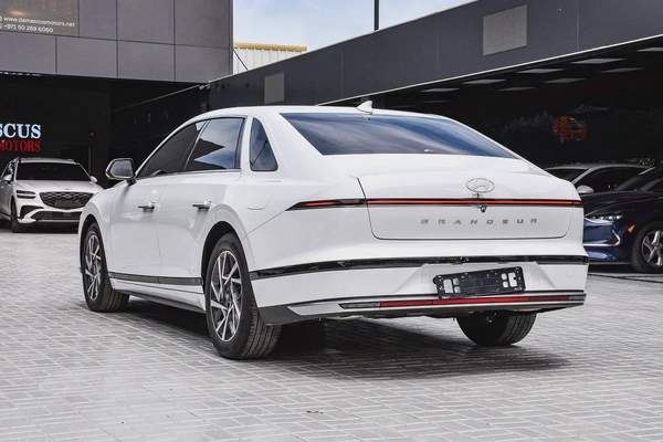 Hyundai Azera Hybrid 2025 | Korean Specs | Clean Title | 13K KM | White | هيونداي ازيرا هايبرد 2025