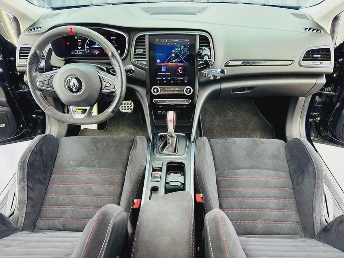 Renault Mégane RS 2023 GCC specs for 137,000.00 AED-7-7