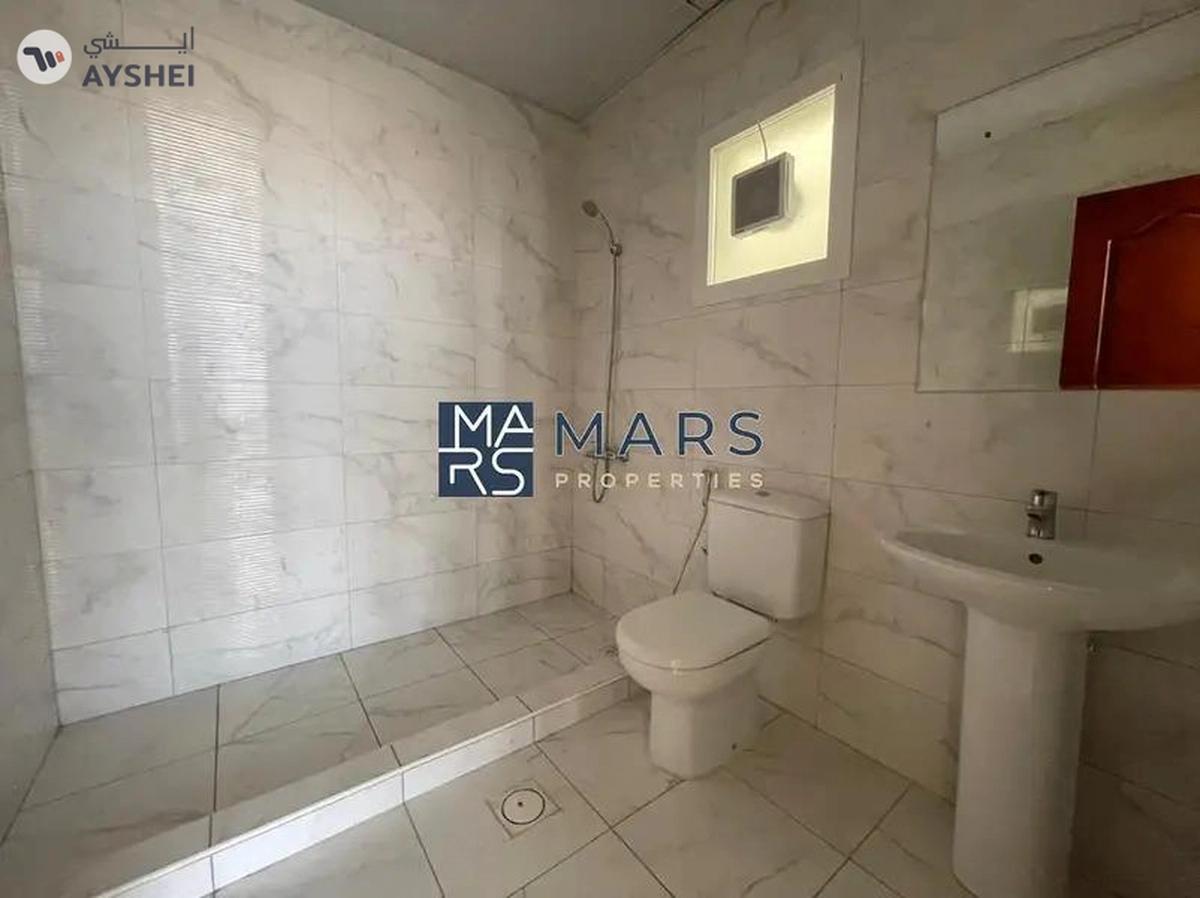 Hot Offer | 5 Bedrooms Twin Vill for Sales | 3,500,000 AED-1-landscape