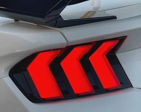 FORD - MUSTANG - 2024 - ECOBOOST - V4 - 2,3L - BY TURBO - AMERICAN SPECS VERY GOOD CONDITION