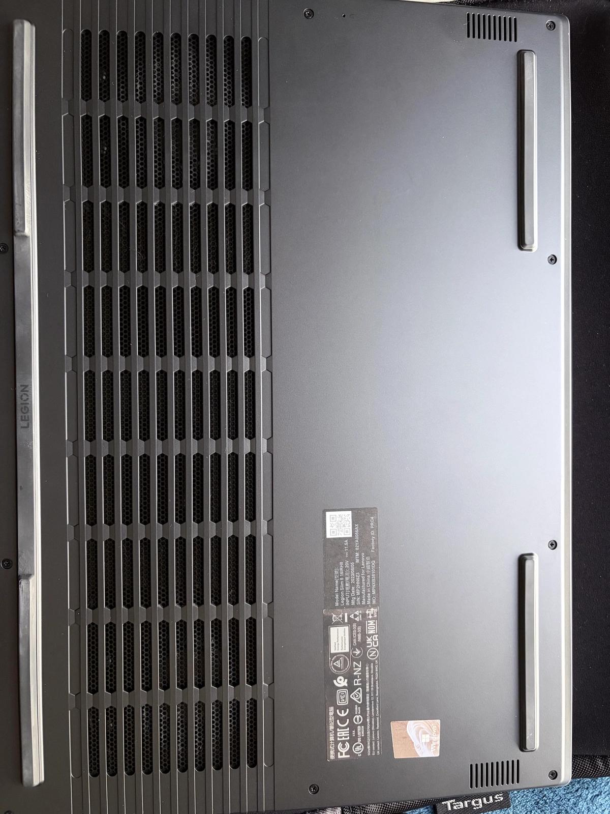 Lenovo Legion Slim 5, i7-13700H, RTX4060, 3TB SSD Storage, 32GB DDR5 RAM-1-1