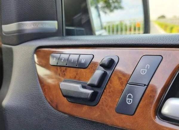 Mercedes-Benz GL 500 4 MATIC V8 4.7L - FULL OPTION - GCC SPECIFICATION - EXCELLENT CONDITION