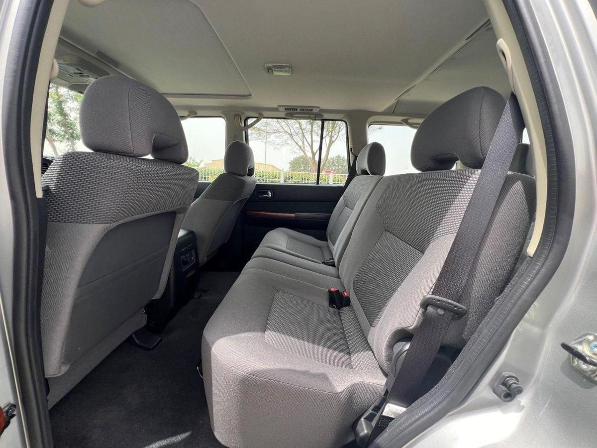 Nissan Patrol Safari Safari 4.8L M/T-3-3