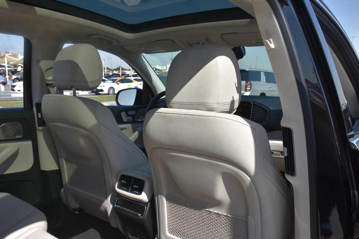 MERCEDES BENZ GLS450 4MATIC 2024 | BLACK-2-2