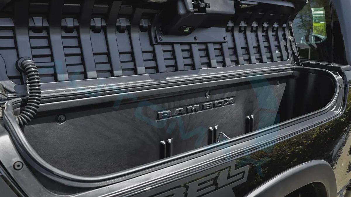 ( Only For Export ) 2026 RAM 1500 REBEL 4X4 3.0TT HURRICANE GCC 0Km ( BEDLINER , RAMBOX )-18-18