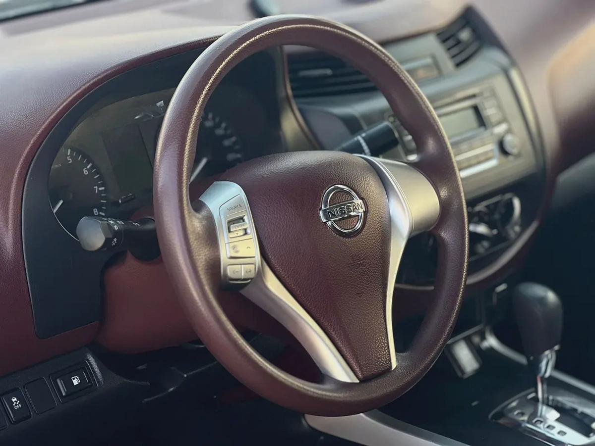 2020 | Nissan Navara | 4X2 | Automatic | Ref#983-14-14