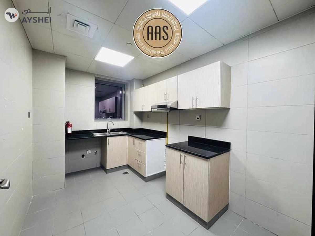 ELEGANT & SPACIOUS 2BHK ALL AMENITIES NEXT TO METRO PARKING-0-landscape