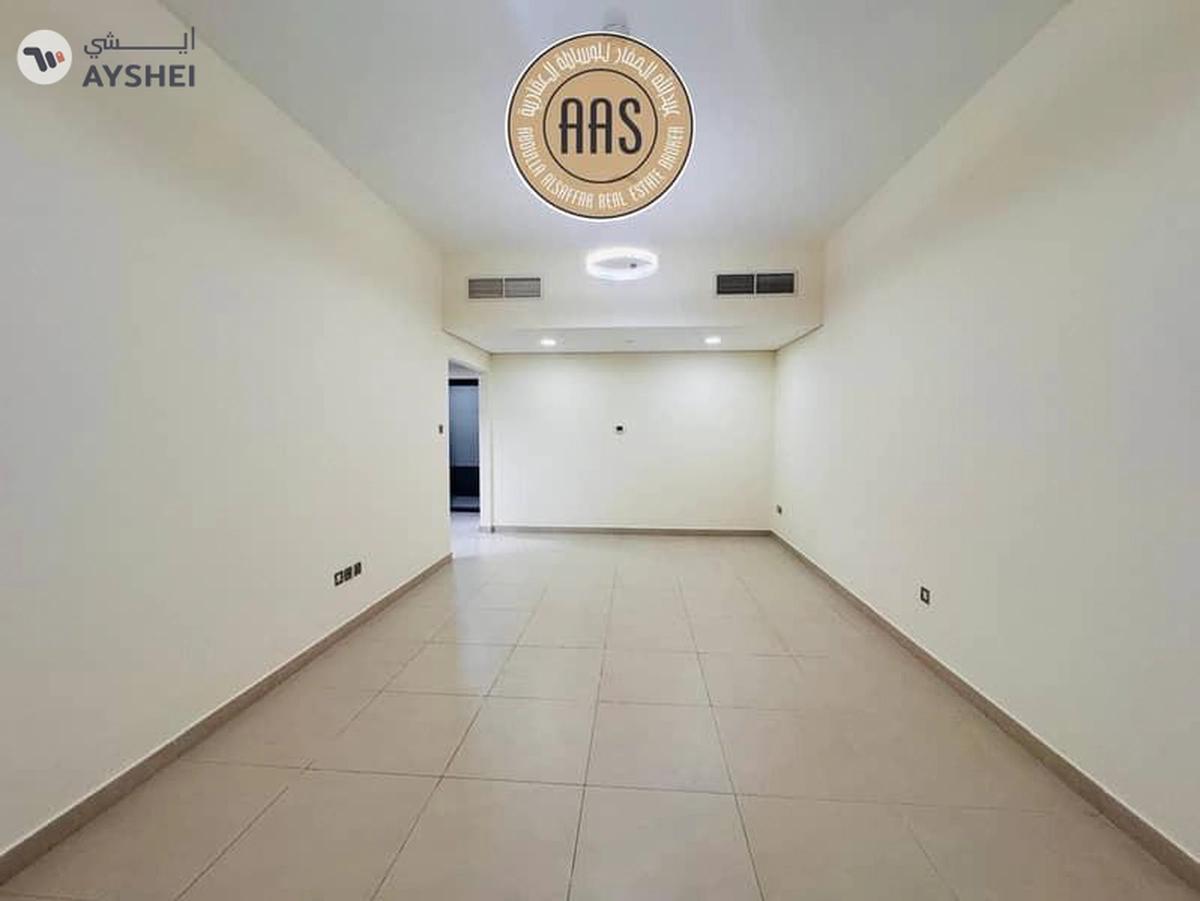 ELEGANT & SPACIOUS 2BHK ALL AMENITIES NEXT TO METRO PARKING-3-3