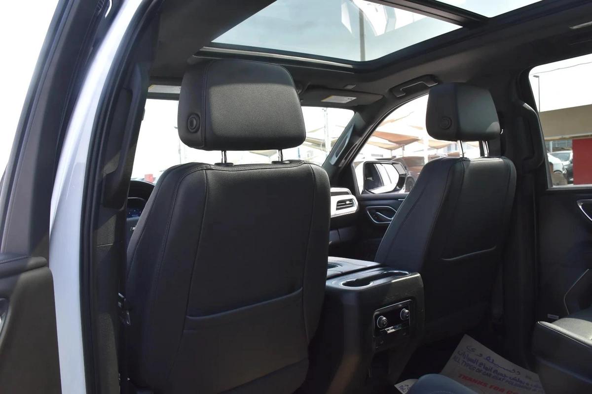 CHEVROLET SUBURBAN LT 6 SEATS 2022 | WHITE-16-16