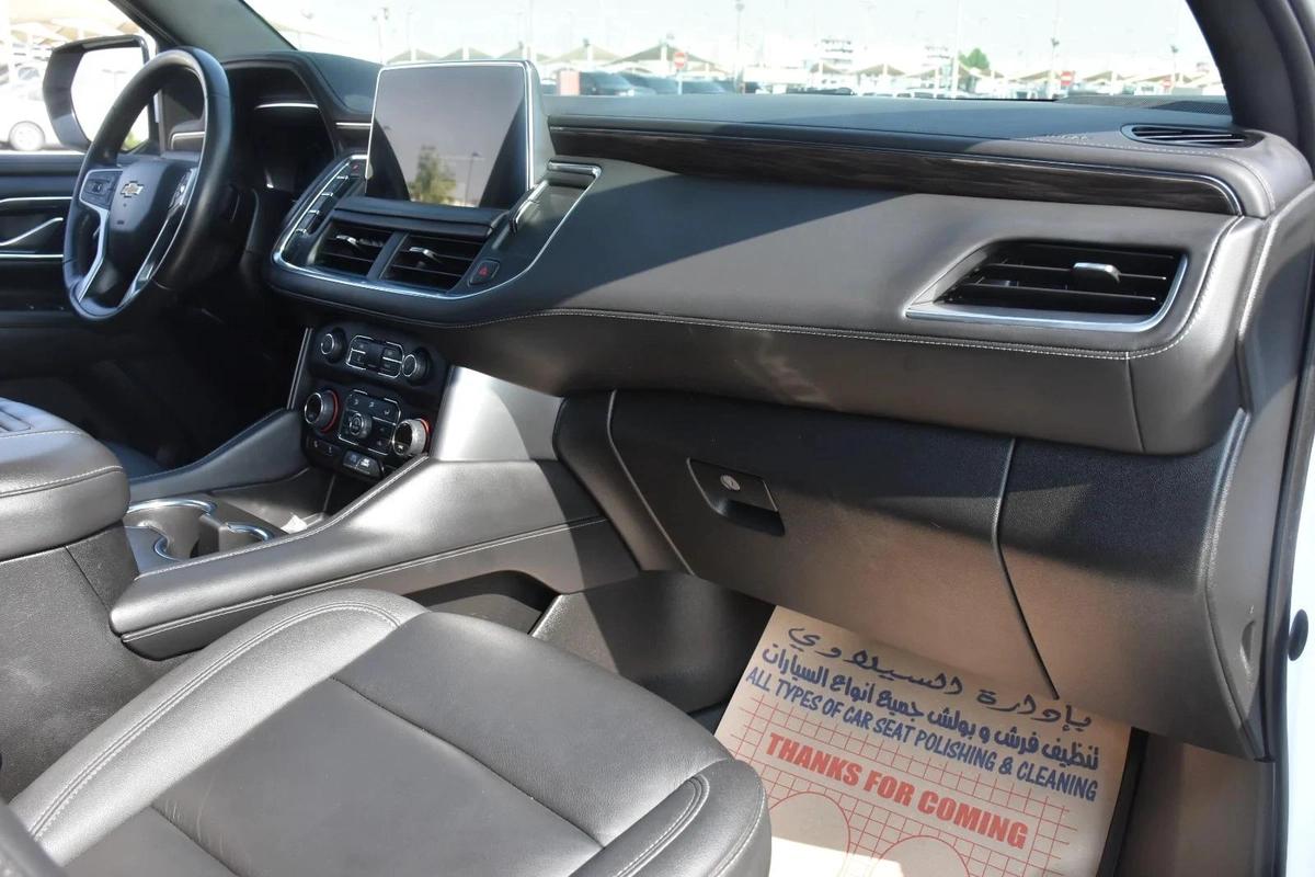 CHEVROLET SUBURBAN LT 6 SEATS 2022 | WHITE-3-3