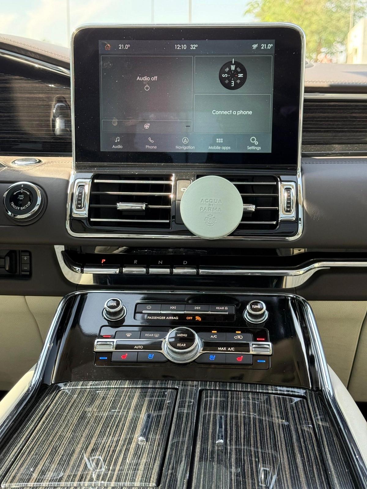 LINCOLN NAVIGATOR PRESIDENTIAL | GCC SPECS | KM: 90,000 | MODEL: 2021 | WARRANTY VALID TILL 9TH OCTOBER 2026 OR 100,000 KMS |-11-11