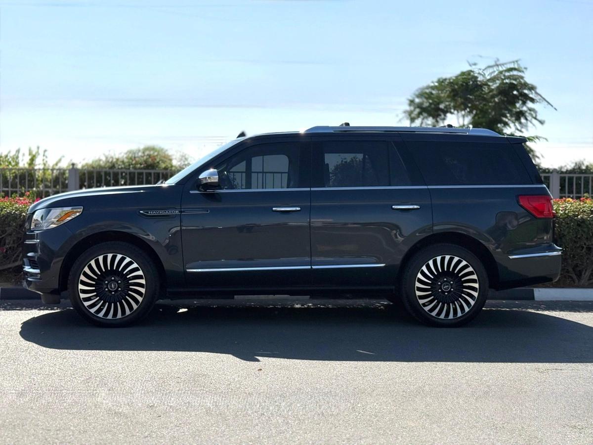 LINCOLN NAVIGATOR PRESIDENTIAL | GCC SPECS | KM: 90,000 | MODEL: 2021 | WARRANTY VALID TILL 9TH OCTOBER 2026 OR 100,000 KMS |-3-3