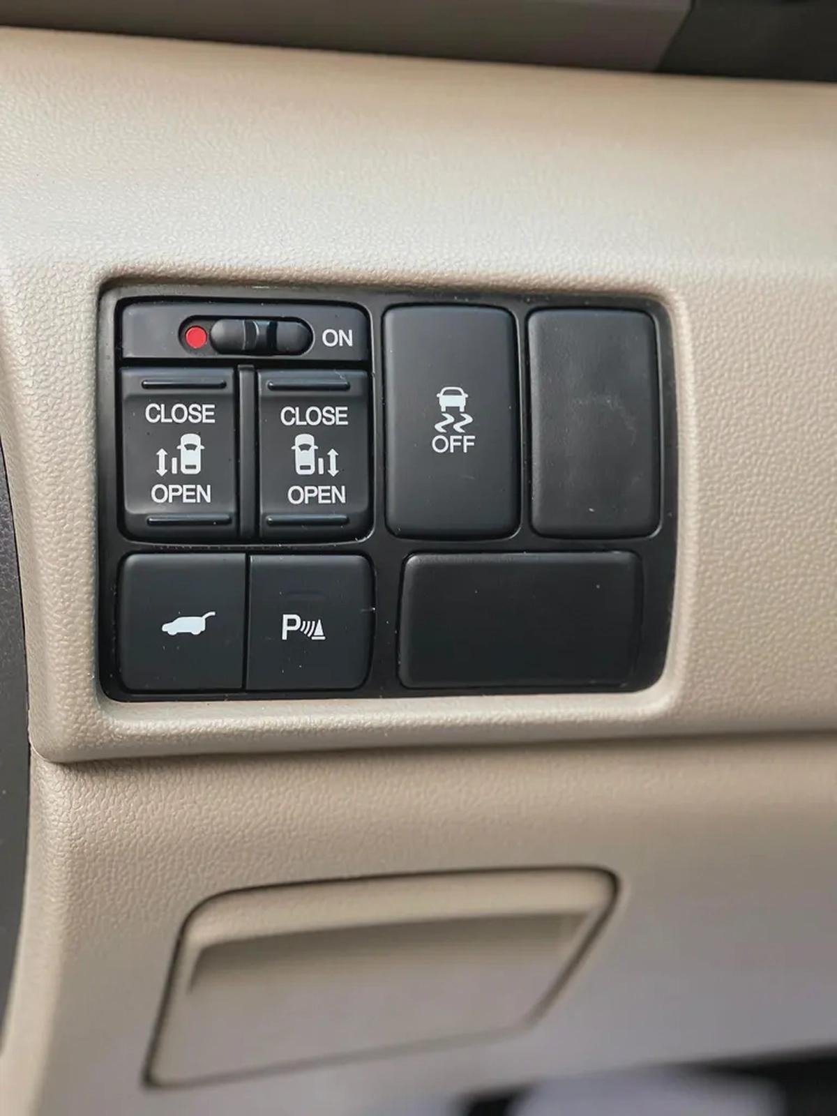 Honda Odyssey Touring 2015 - GCC-12-12
