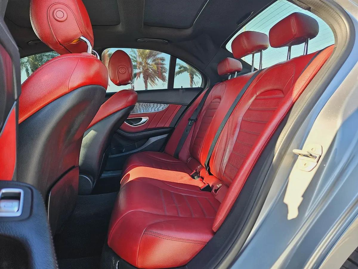 Mercedes Benz C200 GCC 2015 Premium Condition With Low KM Perfect Family Luxury Sedan-9-9
