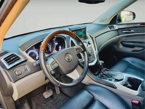 CADICaLLAC SRX | 2011 | CLEAN CAR | FRESH JAPAN IMPORT