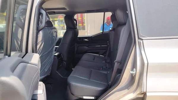 Toyota Prado (LHD) PRADO LUXURY 2.4P AT MY2025
