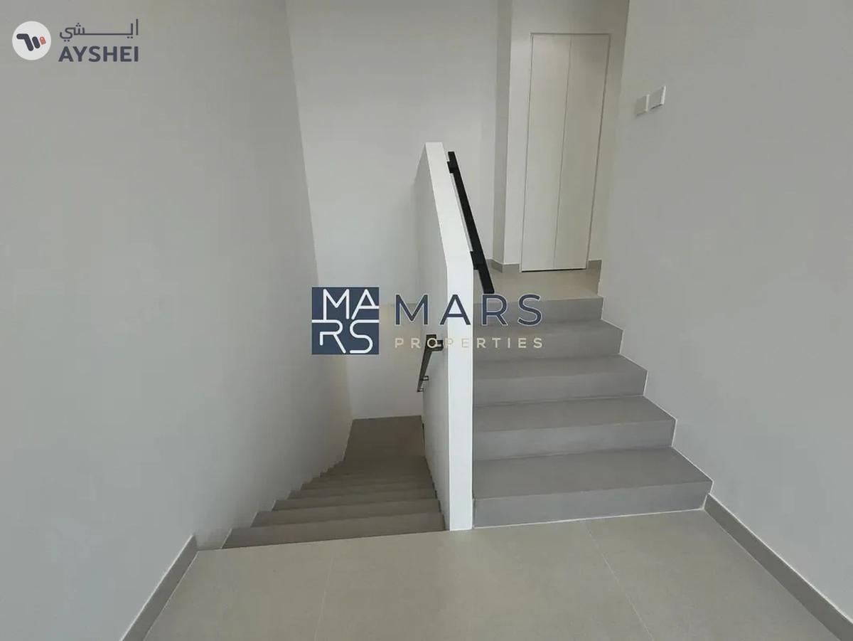 | BRAND NEW | 3 BEDROOM END UNIT | PRIME LOCATION |-12-12