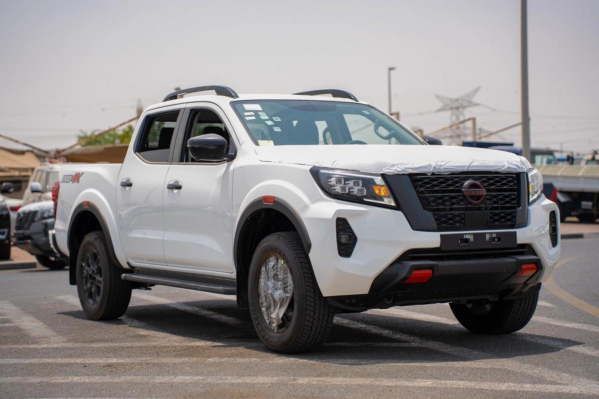 NISSAN NAVARA 2.5 DIESEL PRO4X 4X4 AT 2025-16-16
