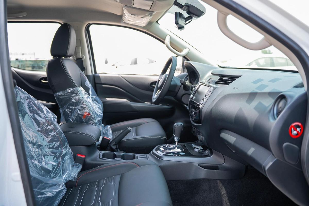 NISSAN NAVARA 2.5 DIESEL PRO4X 4X4 AT 2025-20-20