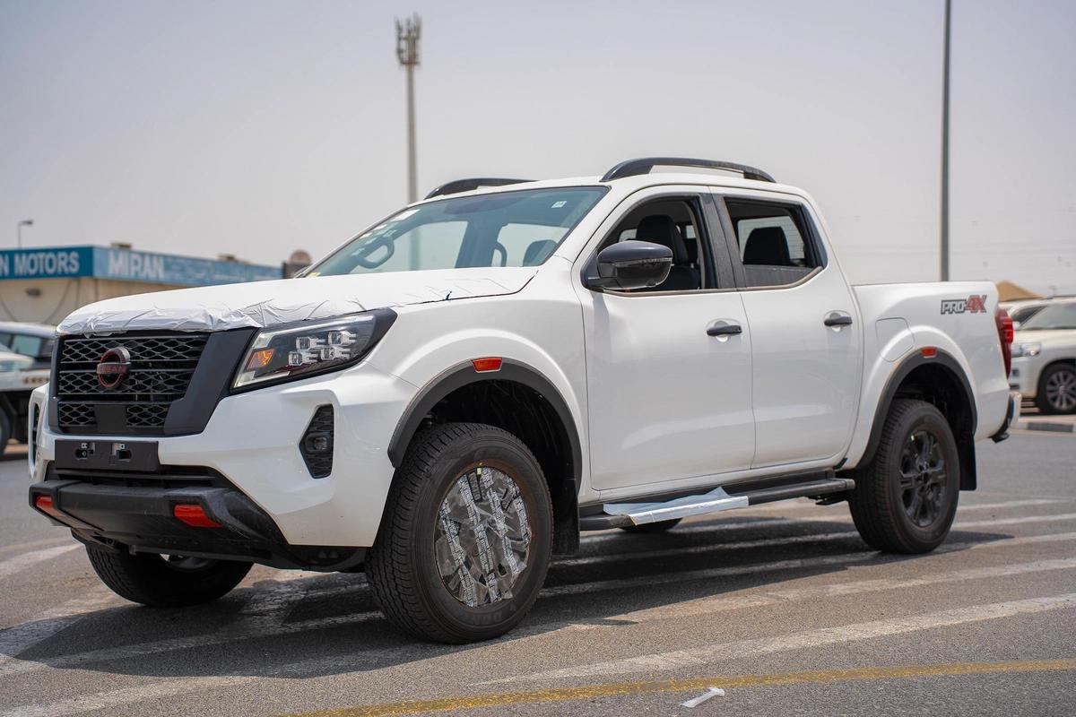 NISSAN NAVARA 2.5 DIESEL PRO4X 4X4 AT 2025-0-0