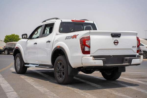 NISSAN NAVARA 2.5 DIESEL PRO4X 4X4 AT 2025