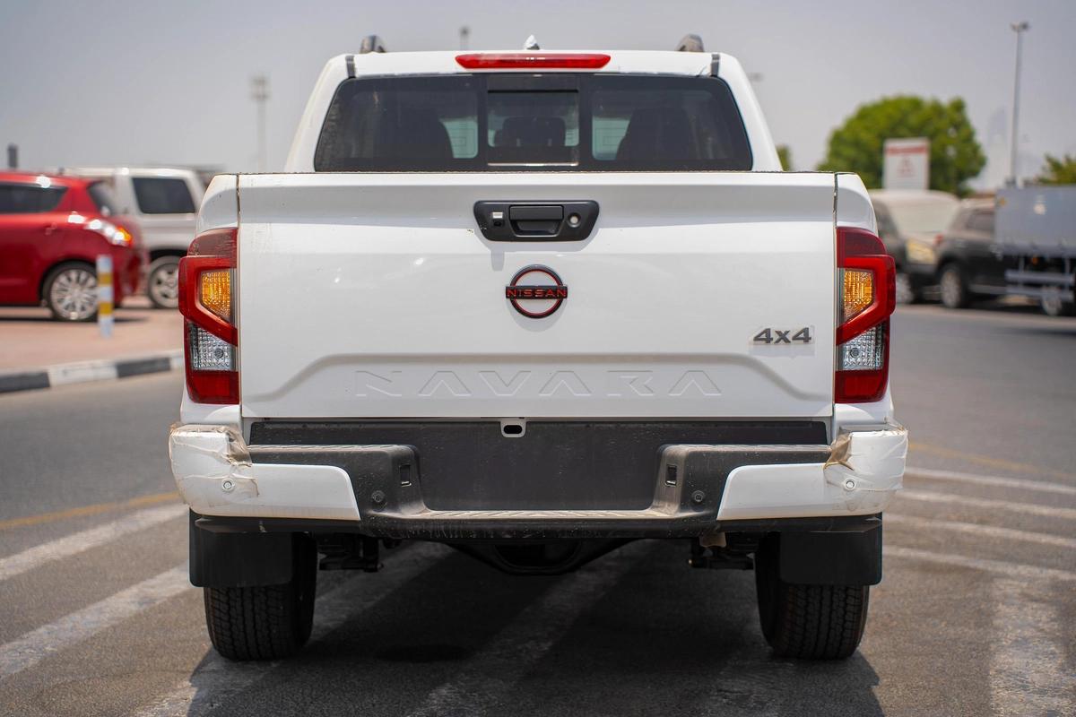 NISSAN NAVARA 2.5 DIESEL PRO4X 4X4 AT 2025-3-3