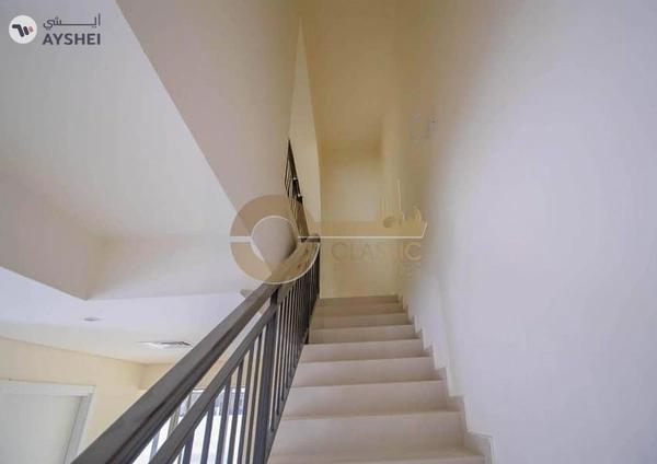 Elegant 3 Bed Corner Townhouse with Garden