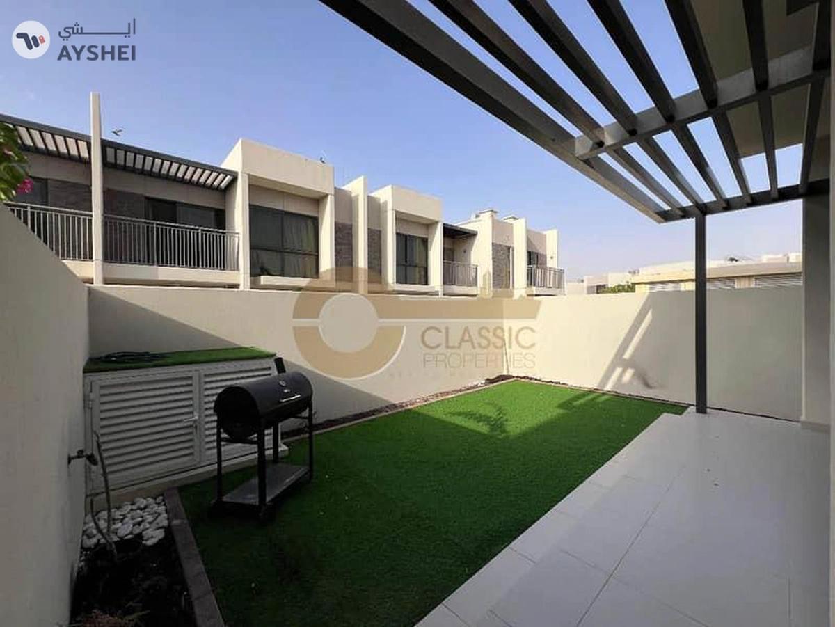 Elegant 3 Bed Corner Townhouse with Garden-3-3