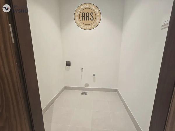 Burj Khalifa view maid room 2bhk 3bathrooms 135k balcony wardrobes 1parking free