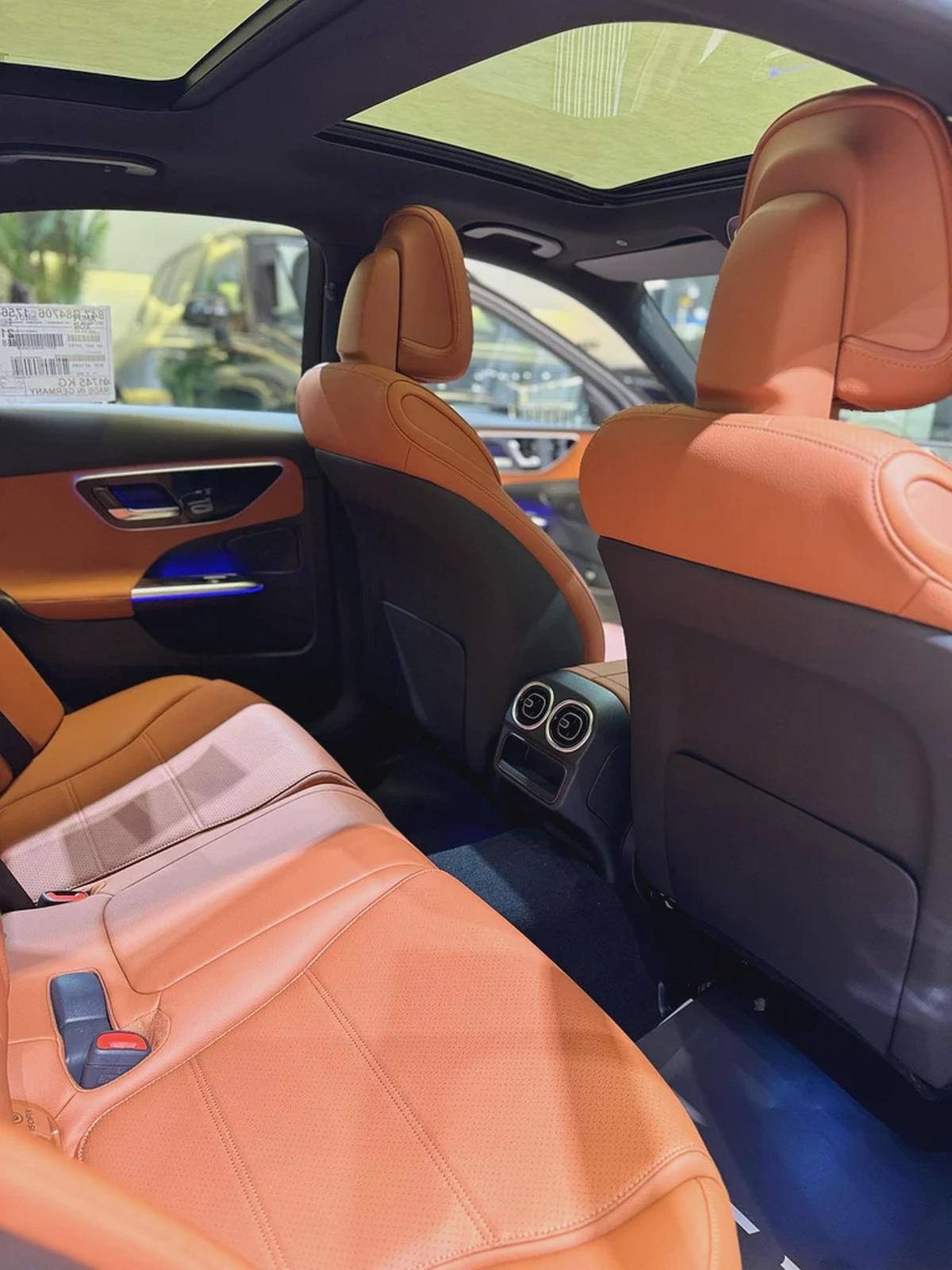 2025 MERCEDES C 200 BRAND NEW-12-12