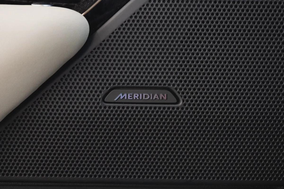 Land Rover Range Rover Velar-13-13